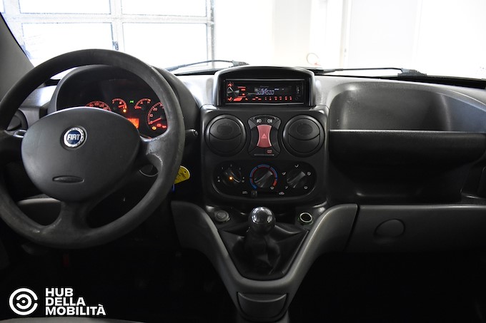 FIAT Doblò 1.9 MJ Combi 5 p.ti N1